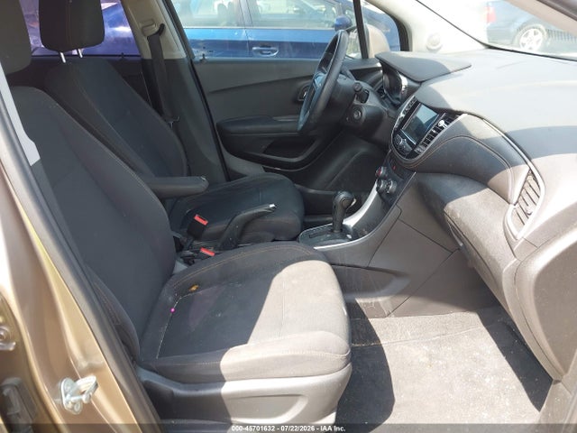Chevrolet TRAX LS 2018 3GNCJKSB0JL255084 Image 5