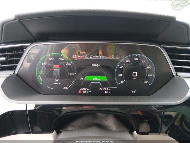 Aukcja sprzedaży 2022 Audi E-tron Premium Plus Quattro, vin: WA1LAAGEXNB008615, numer aukcji: 45701650