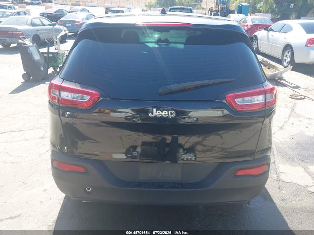 1C4PJLAB8HW508710 Jeep Cherokee Sport