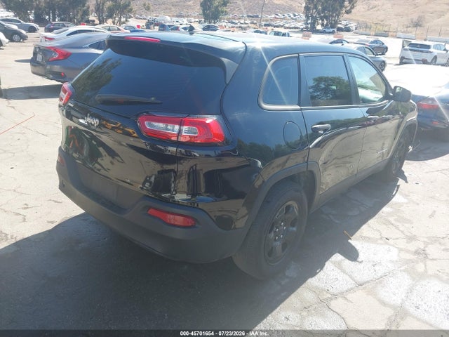 1C4PJLAB8HW508710 Jeep Cherokee Sport
