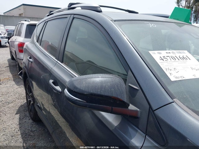 JTMJJREV3JD173774 Toyota Rav4 Hybrid Se