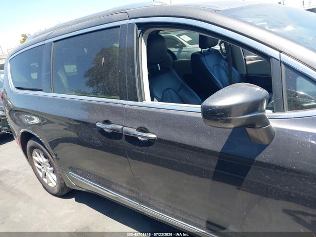 Продажа на аукционе авто 2020 Chrysler Pacifica Touring L, vin: 2C4RC1BG5LR126038, номер лота: 45701685