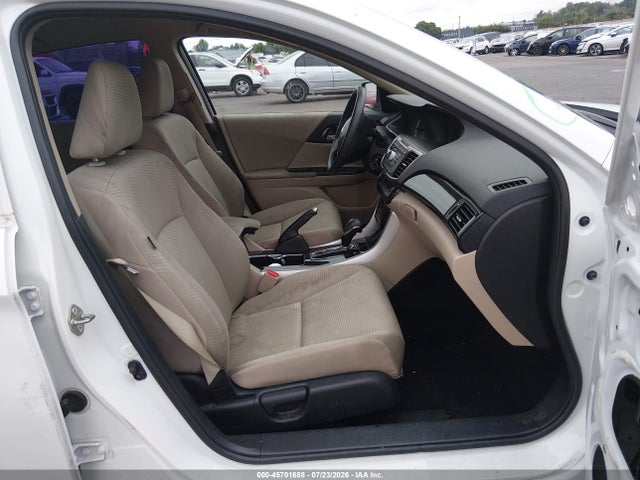 Honda ACCORD LX 2017 1HGCR2F3XHA302807 Image 5