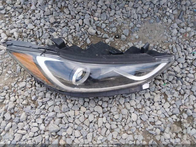 Hyundai ELANTRA SEL 2018 5NPD84LF4JH353167 Image 12