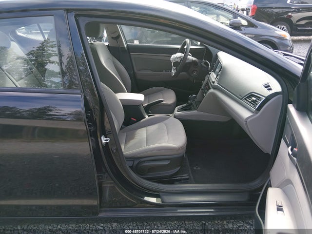 Hyundai ELANTRA SEL 2018 5NPD84LF4JH353167 Image 18