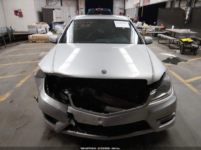 Aukcja sprzedaży 2013 Mercedes-benz C 300 Sport 4matic, vin: WDDGF8AB7DG082131, numer aukcji: 45701816
