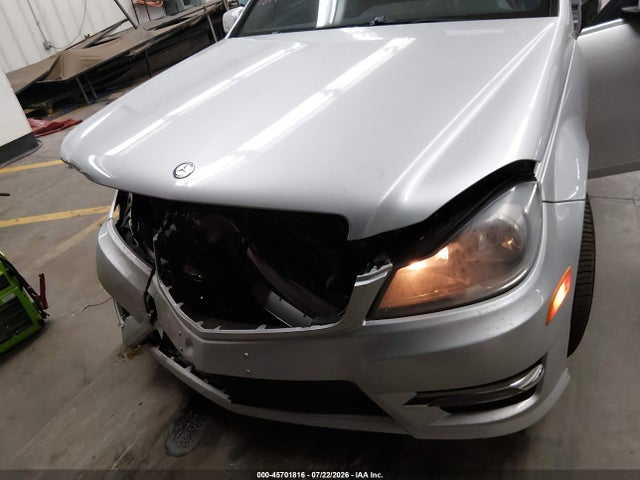 Aukcja sprzedaży 2013 Mercedes-benz C 300 Sport 4matic, vin: WDDGF8AB7DG082131, numer aukcji: 45701816