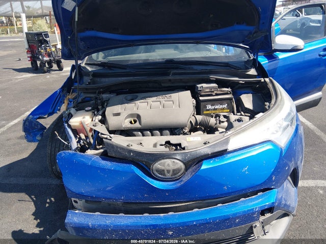 NMTKHMBX8KR094386 Toyota C-HR XLE