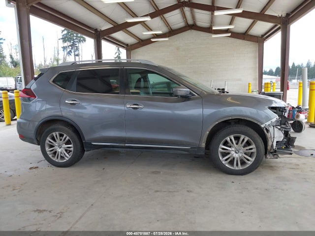 5N1AT2MV9JC785806 Nissan Rogue Sl
