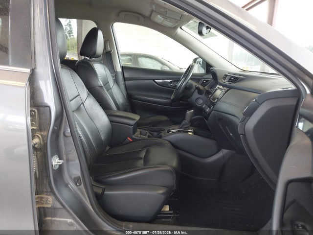 5N1AT2MV9JC785806 Nissan Rogue Sl