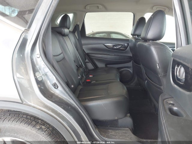 5N1AT2MV9JC785806 Nissan Rogue Sl