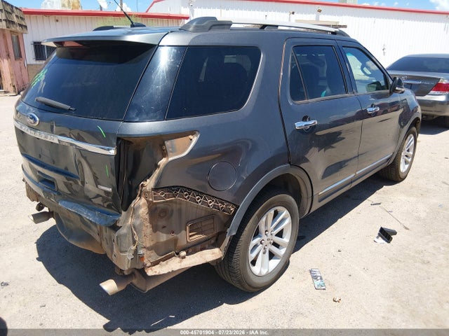 Ford EXPLORER XLT 2015 1FM5K8D88FGB84436 Image 4