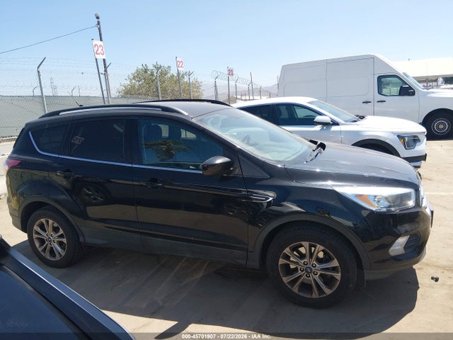 Ford ESCAPE SE 2018 1FMCU9GD8JUD12457 Image 13