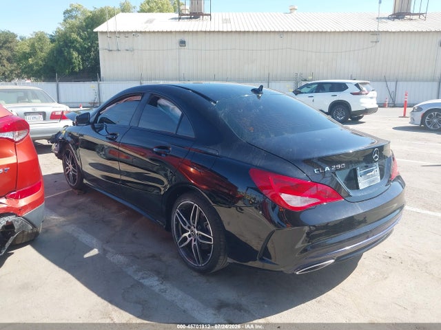 Mercedes-Benz CLA 250 2018 WDDSJ4EB8JN679288 Image 15