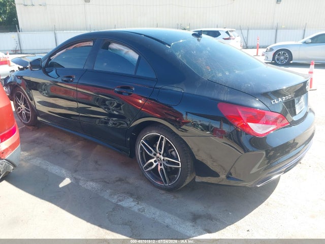 Mercedes-Benz CLA 250 2018 WDDSJ4EB8JN679288 Image 3