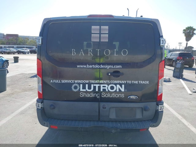 1FBZX2YM8JKA70006 Ford Transit-350 Xlt