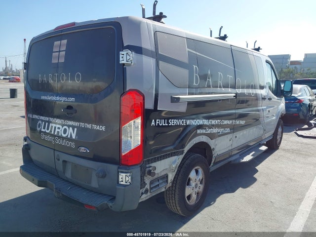 1FBZX2YM8JKA70006 Ford Transit-350 Xlt