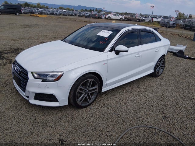 Продаж на аукціоні авто 2018 Audi A3 2.0t Premium/2.0t Tech Premium, vin: WAUJ8GFF6J1020859, номер лоту: 45701920