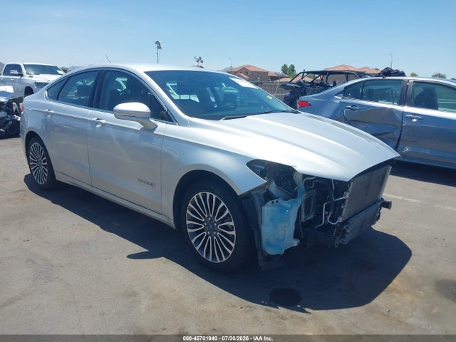 45701940 :رقم المزاد ، 3FA6P0RU3JR205945 vin ، 2018 Ford Fusion Hybrid Titanium مزاد بيع