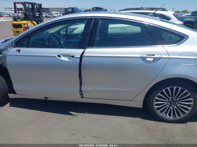 Ford Fusion Hybrid Titanium 2018 3FA6P0RU3JR205945 Image 15