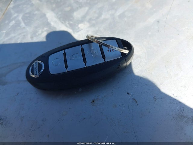 5N1AT3BAXMC835381 Nissan Rogue Sv Fwd