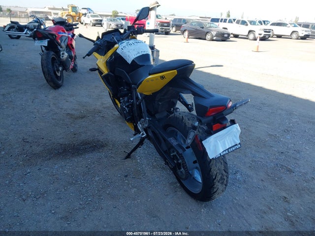 Suzuki Gsx800 F 2024 JS1EM13B1R7101740 Image 3