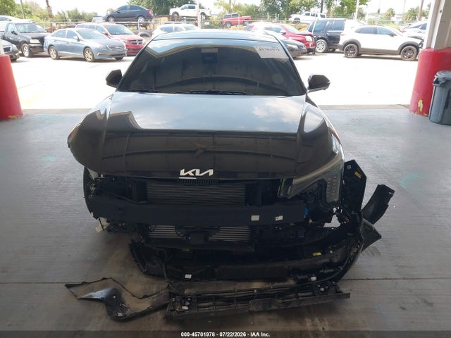 2025 Kia K4 Gt-line Turbo მანქანა იყიდება აუქციონზე, vin: 3KPFW4DC5SE224010, აუქციონის ნომერი: 45701978