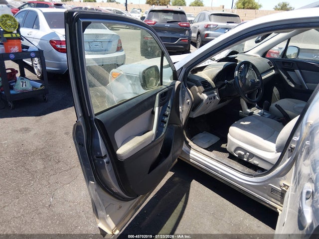 Subaru Forester 2.5i Premium 2015 JF2SJAGC9FH596376 Image 5