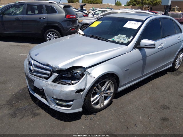 Aukcja sprzedaży 2012 Mercedes-benz C 250 Luxury/sport, vin: WDDGF4HB3CR219454, numer aukcji: 45702031
