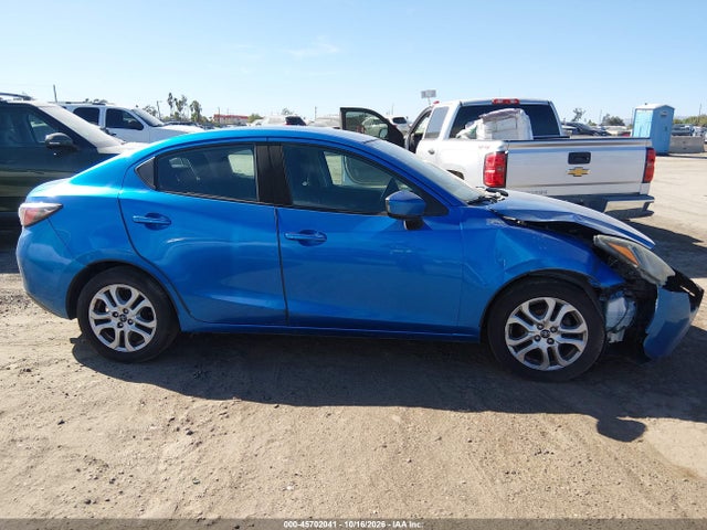 3MYDLBYV2HY158332 Toyota YARIS IA