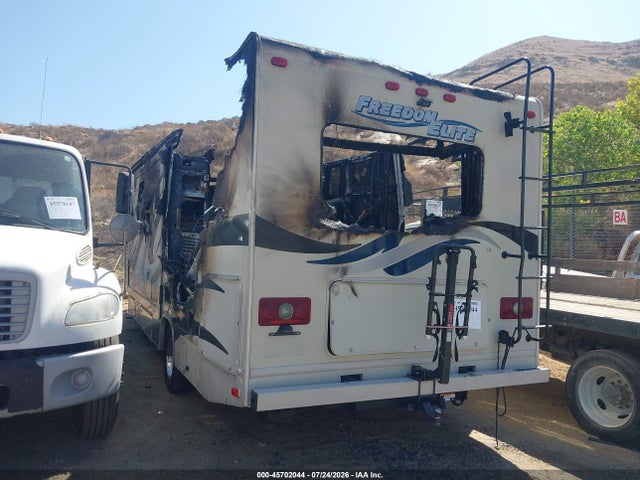 Продажа на аукционе авто 2015 Ford E-450 Cutaway, vin: 1FDXE4FS1FDA02398, номер лота: 45702044