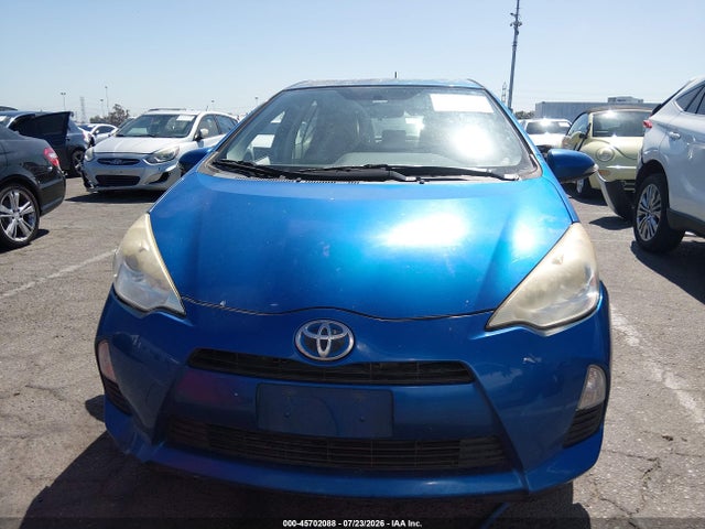 Toyota Prius C Two 2014 JTDKDTB3XE1073271 Image 12