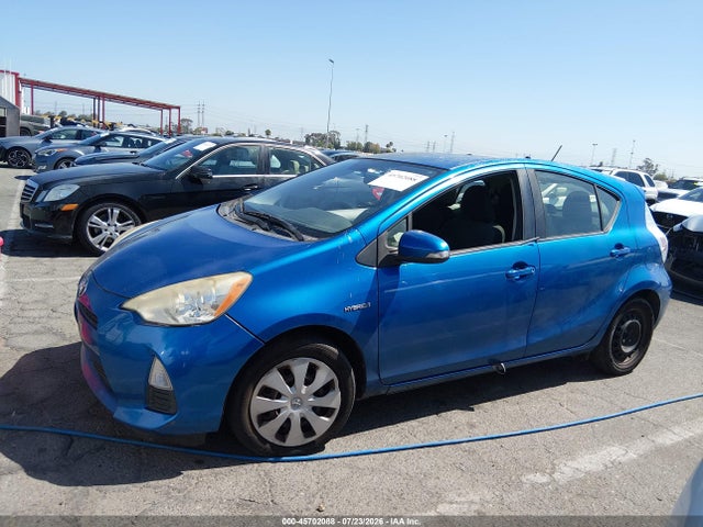 Toyota Prius C Two 2014 JTDKDTB3XE1073271 Image 14