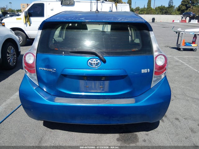 Toyota Prius C Two 2014 JTDKDTB3XE1073271 Image 16
