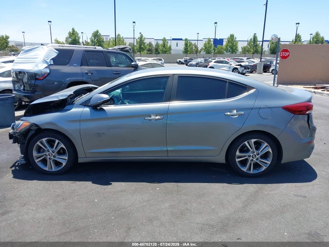 45702120 :رقم المزاد ، KMHD84LF1HU268072 vin ، 2017 Hyundai Elantra Limited مزاد بيع
