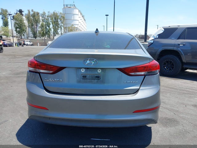 45702120 :رقم المزاد ، KMHD84LF1HU268072 vin ، 2017 Hyundai Elantra Limited مزاد بيع