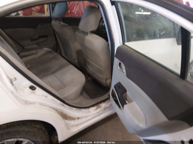 45702124 :رقم المزاد ، 19XFB2E50CE057797 vin ، 2012 Honda Civic Lx مزاد بيع