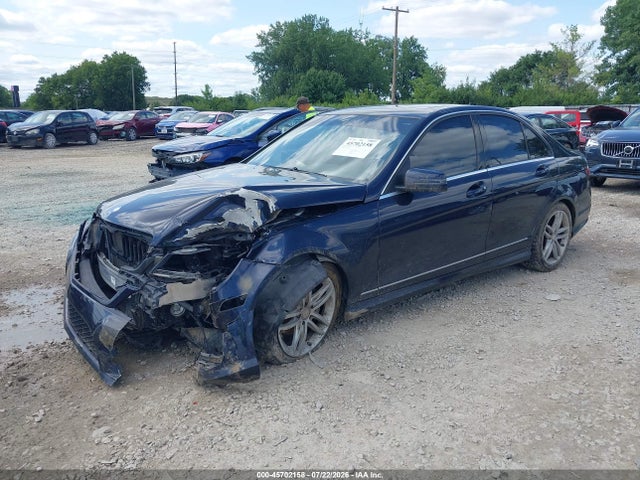 2012 Mercedes-benz C 300 Sport 4matic მანქანა იყიდება აუქციონზე, vin: WDDGF8BB0CA621530, აუქციონის ნომერი: 45702158