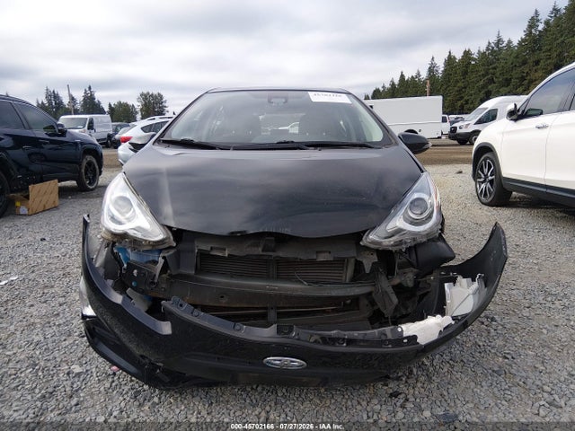 Toyota Prius C Two 2017 JTDKDTB34H1597598 Image 13