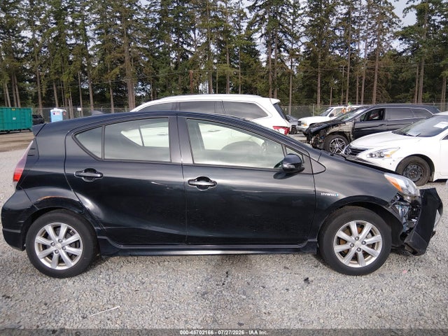 Toyota Prius C Two 2017 JTDKDTB34H1597598 Image 14
