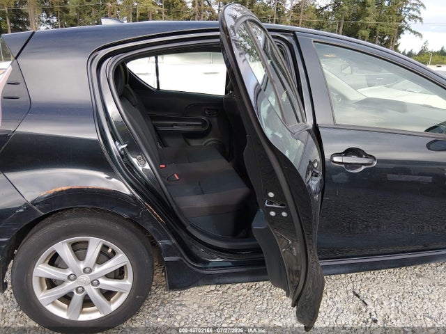 Toyota Prius C Two 2017 JTDKDTB34H1597598 Image 8