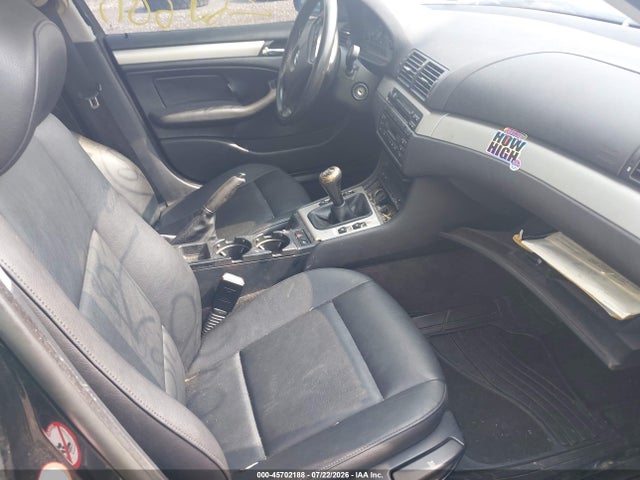 2002 Bmw 325i მანქანა იყიდება აუქციონზე, vin: WBAEV33462KL57601, აუქციონის ნომერი: 45702188