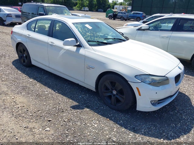 2012 Bmw 528i Xdrive მანქანა იყიდება აუქციონზე, vin: WBAXH5C53CDW10884, აუქციონის ნომერი: 45702201