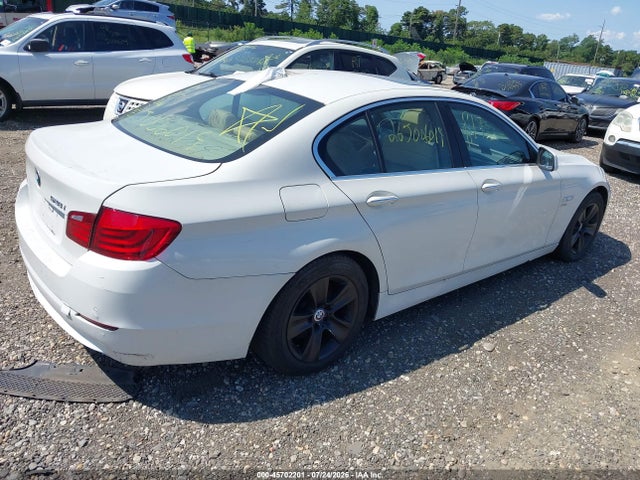 Продаж на аукціоні авто 2012 Bmw 528i Xdrive, vin: WBAXH5C53CDW10884, номер лоту: 45702201