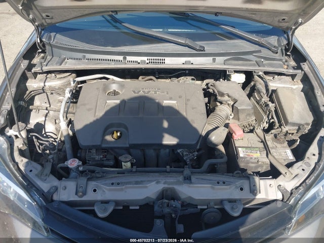 Toyota COROLLA LE 2018 5YFBURHE8JP785635 Image 10