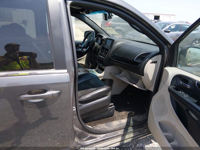 45702258 :رقم المزاد ، 2C4RDGCG8JR328755 vin ، 2018 Dodge Grand Caravan Sxt مزاد بيع