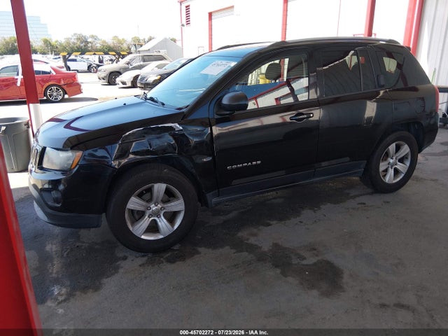 Jeep Compass Sport 2016 1C4NJCBA7GD560529 Image 2