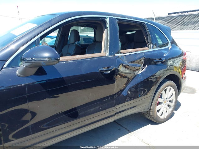 Porsche Cayenne Turbo 2015 WP1AC2A21FLA82088 Image 6