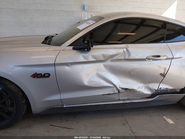 45702281 :رقم المزاد ، 1FA6P8CF0G5228409 vin ، 2016 Ford Mustang Gt Premium مزاد بيع