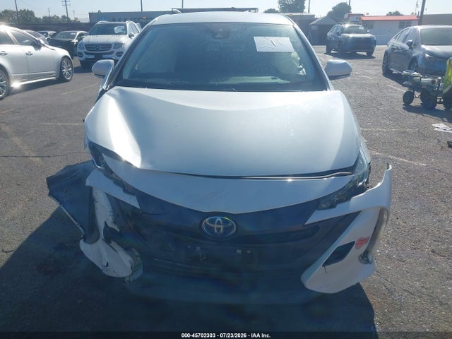 JTDKARFP7L3136384 Toyota Prius Prime Xle